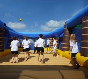 Bouncy Volleyball inflatable with players