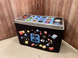 Tap the App - control the wand with your hand to receive the apps