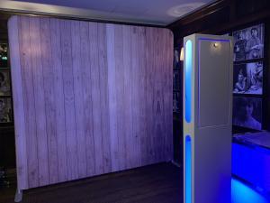 LED Selfie Pod with wooden Backdrop