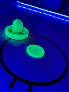 UV/LED Air Hockey