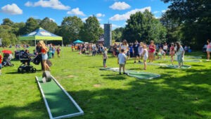 golf with climbing wall