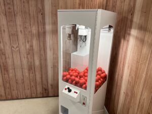 Unbranded Prize Crane with red balls